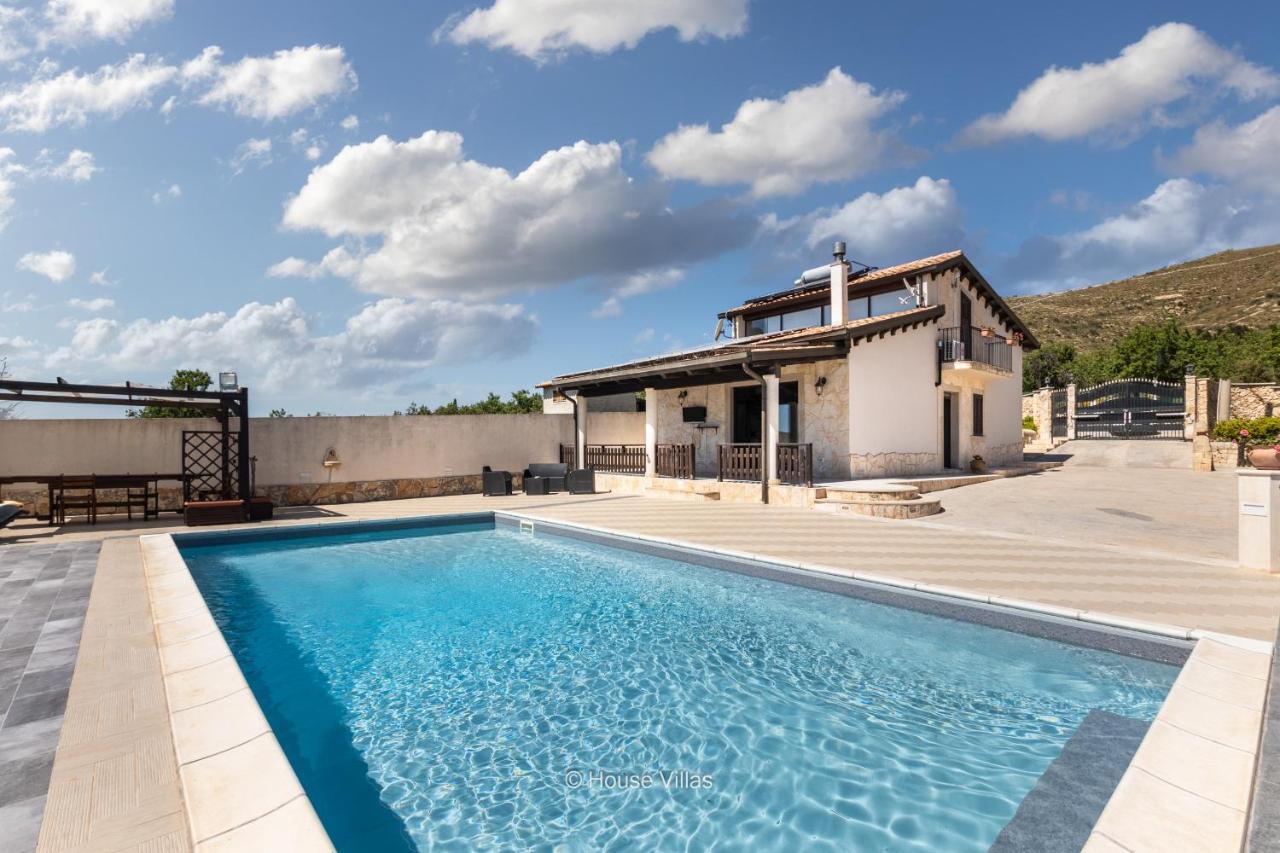 House&Villas - Villa Zora Avola Εξωτερικό φωτογραφία